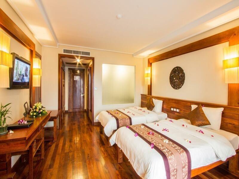 Royal Empire Premium Hotel Сием Реап Екстериор снимка