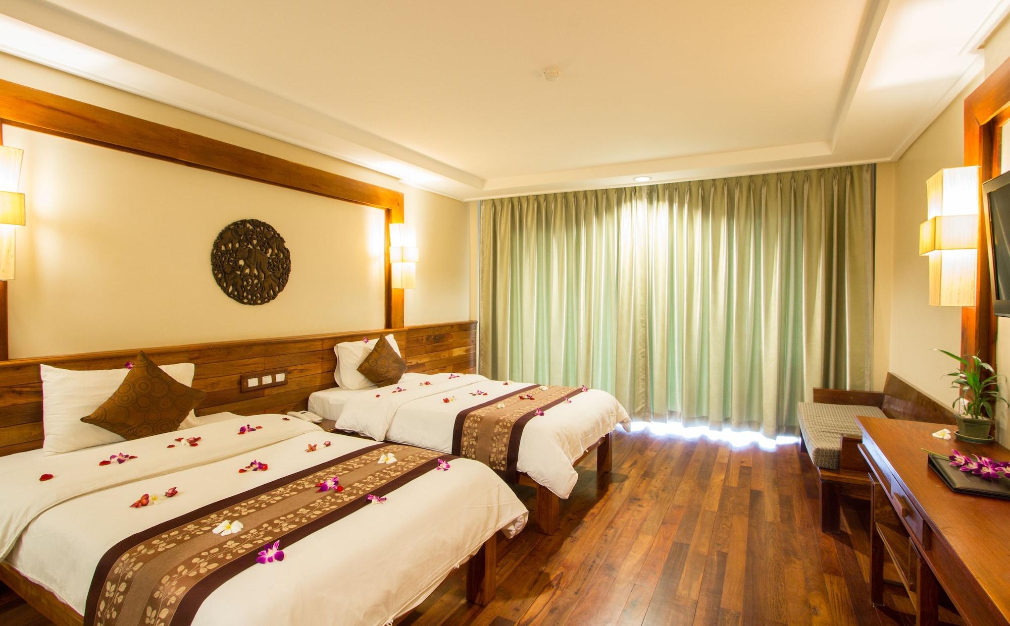 Royal Empire Premium Hotel Сием Реап Екстериор снимка