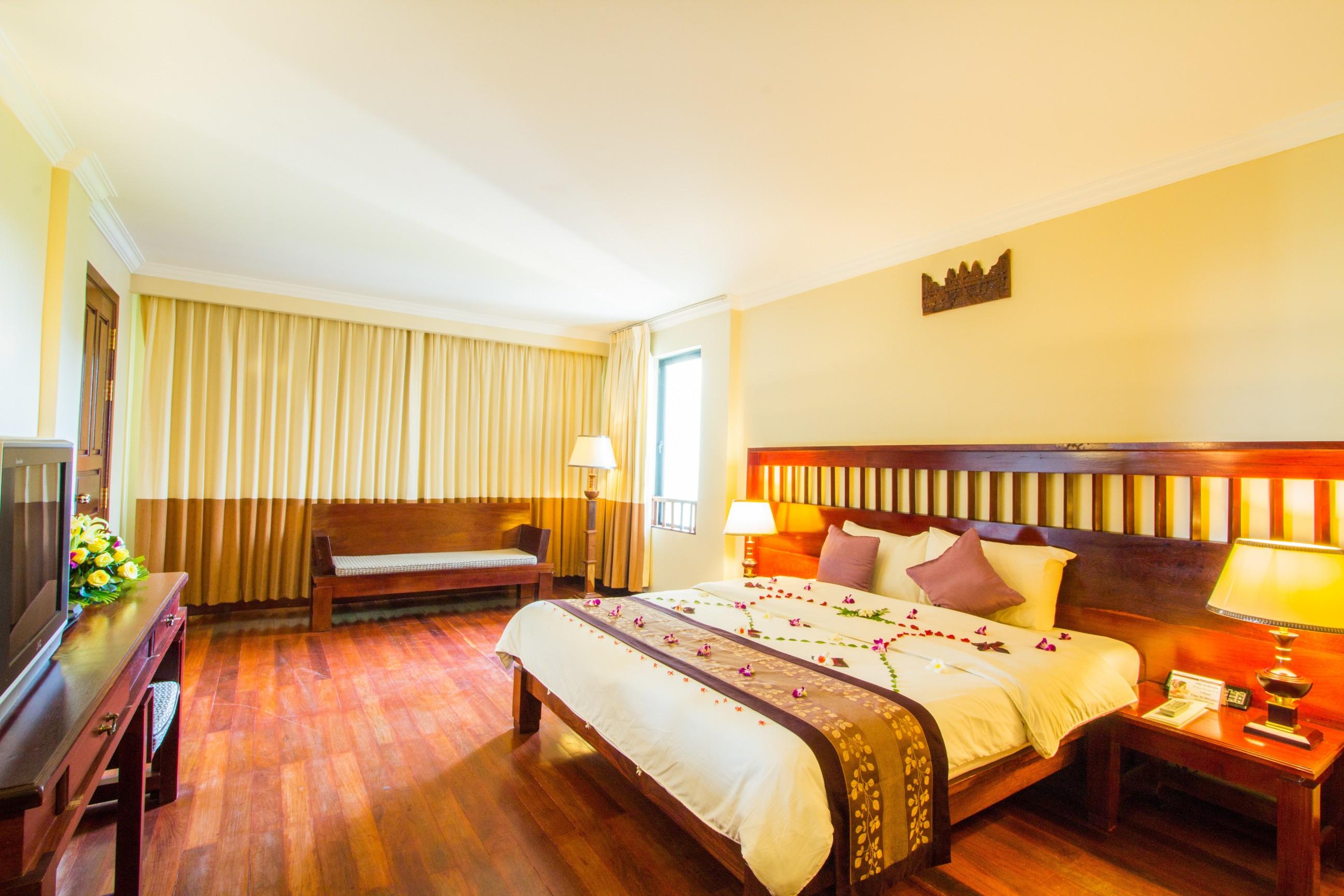 Royal Empire Premium Hotel Сием Реап Екстериор снимка