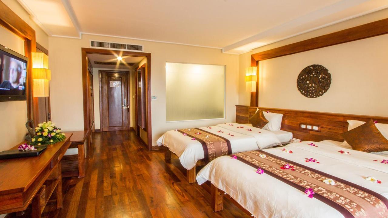 Royal Empire Premium Hotel Сием Реап Екстериор снимка