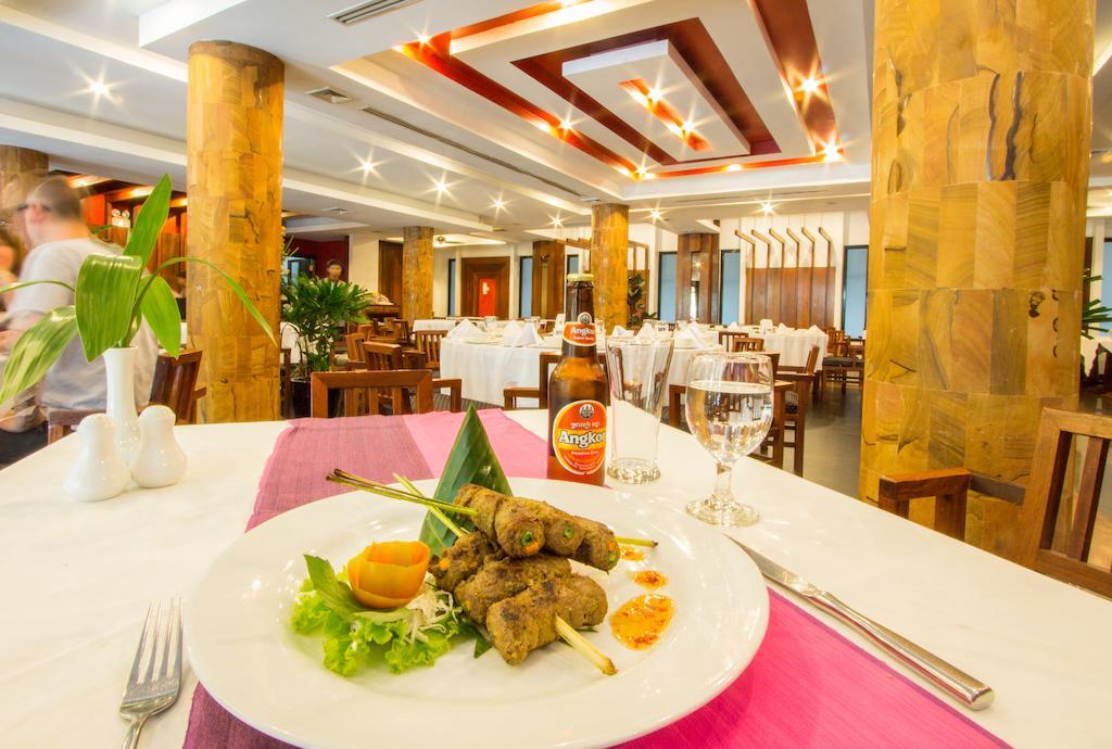 Royal Empire Premium Hotel Сием Реап Екстериор снимка