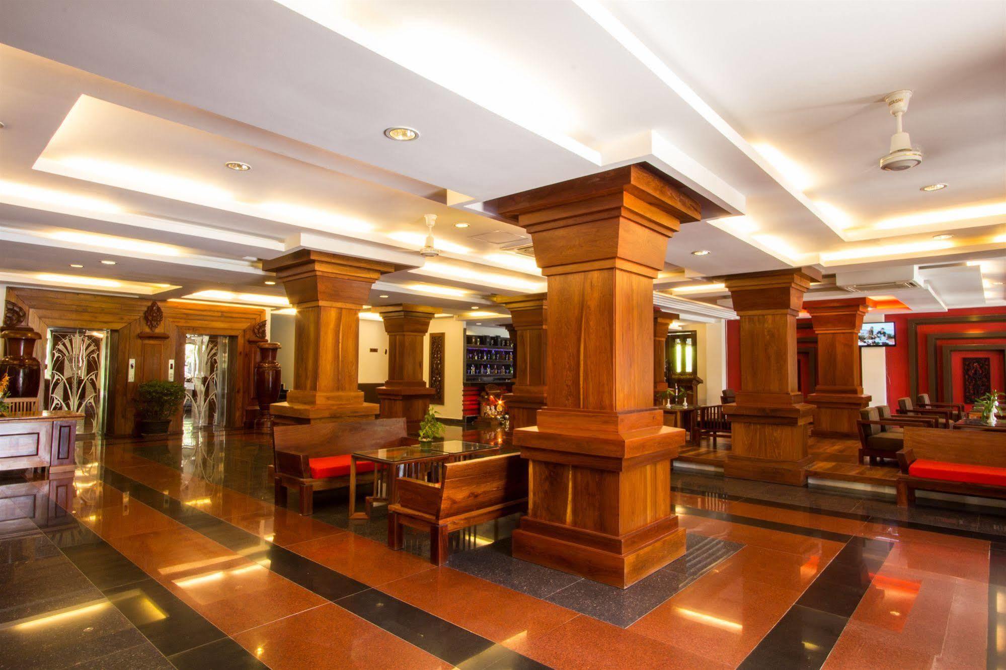 Royal Empire Premium Hotel Сием Реап Екстериор снимка