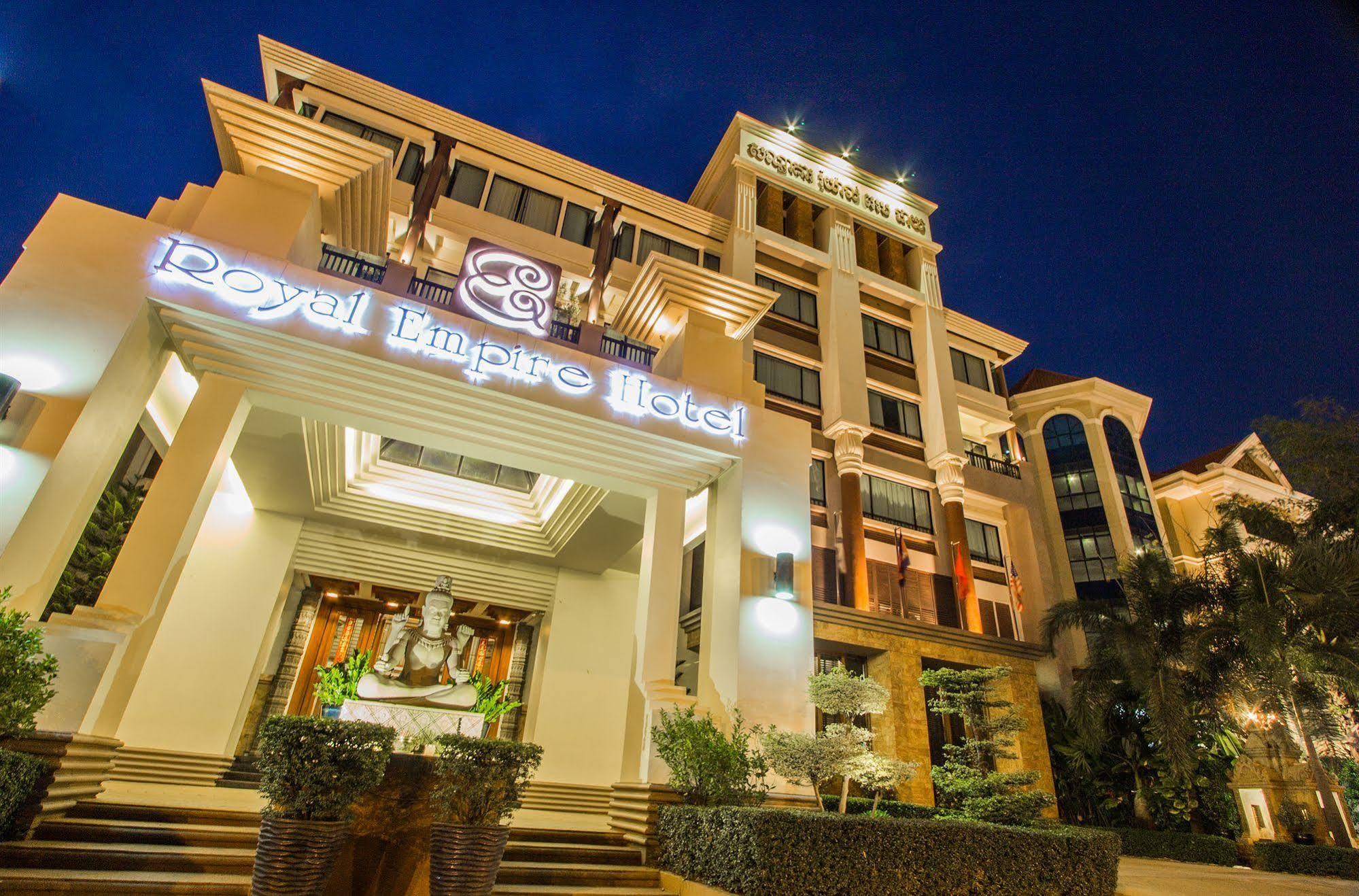 Royal Empire Premium Hotel Сием Реап Екстериор снимка